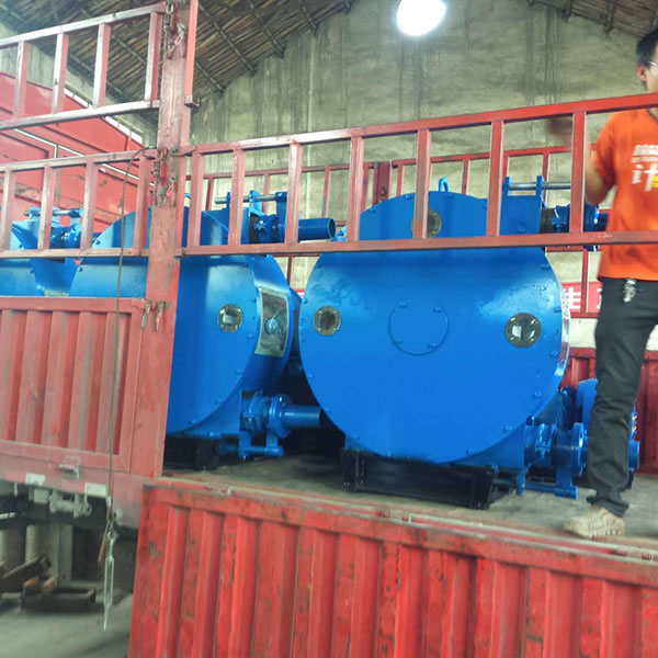 軟管泵發(fā)貨裝車